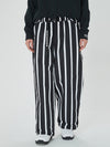 Pantalon cargo en denim Mountain Freerider pour femme, style ample, idéal pour le snowboard.