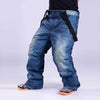 Salopette en jean pour homme, idéale pour les activités de plein air.