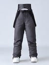 Salopette de ski SnowPeak StormGuard pour femme, isolée et résistante aux intempéries.